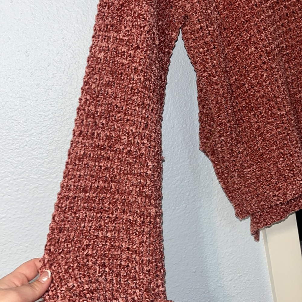 Sweater - Picture 2 of 5